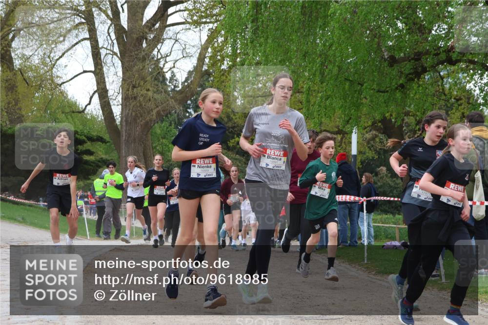 25.04.2026 - Das Zehntel Zöllner http://msf.ph/oto/9618985 25.04.2026 13:41:08 Laufen 2025, 16891, 17877, 21 meine-sportfotos.de