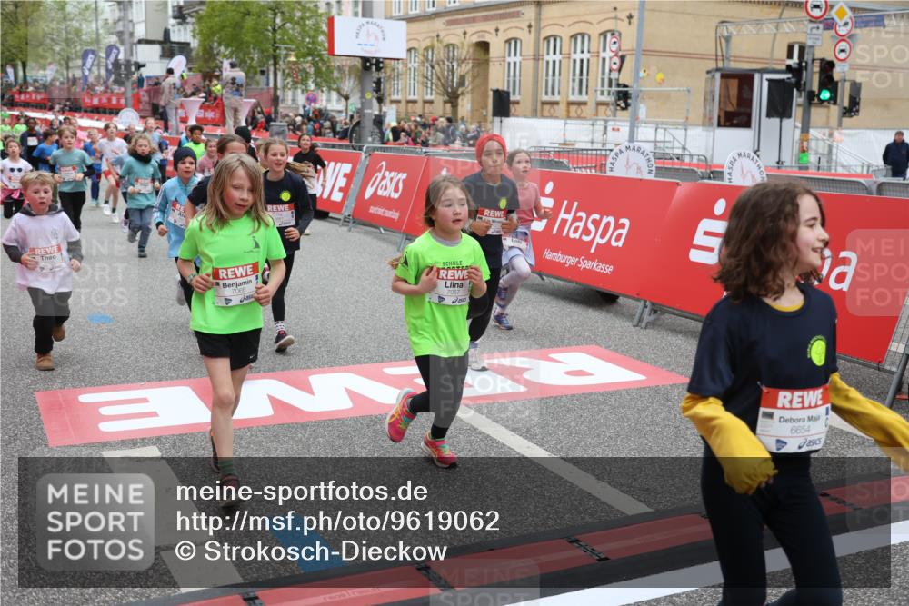 25.04.2026 - Das Zehntel Strokosch-Dieckow http://msf.ph/oto/9619062 25.04.2026 11:00:46 Ziel 5026, 5075, 5248, 5402, 5429, 5860, 6438, 6643, 6654, 6661, 6671, 6742, 6945, 7033, 7057, 7066, 7078, 7112, 7235, 7241, 7330, 7361, 7371, 7372, 7384, 7479, 7644, 7657, 7825 meine-sportfotos.de