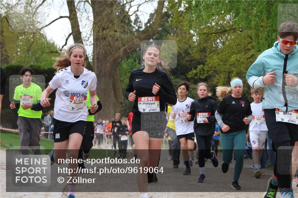 25.04.2026 - Das Zehntel Zöllner http://msf.ph/oto/9619064 25.04.2026 13:41:12 Laufen 15379, 15265, 6, 17945 meine-sportfotos.de