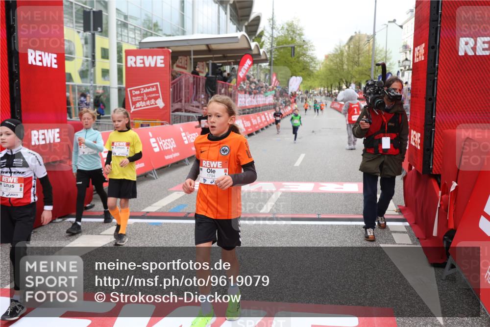 25.04.2026 - Das Zehntel Strokosch-Dieckow http://msf.ph/oto/9619079 25.04.2026 08:49:13 Ziel 1696, 1788, 1794, 2042, 2173, 2777, 3123, 3567, 3672, 3699, 3957 meine-sportfotos.de