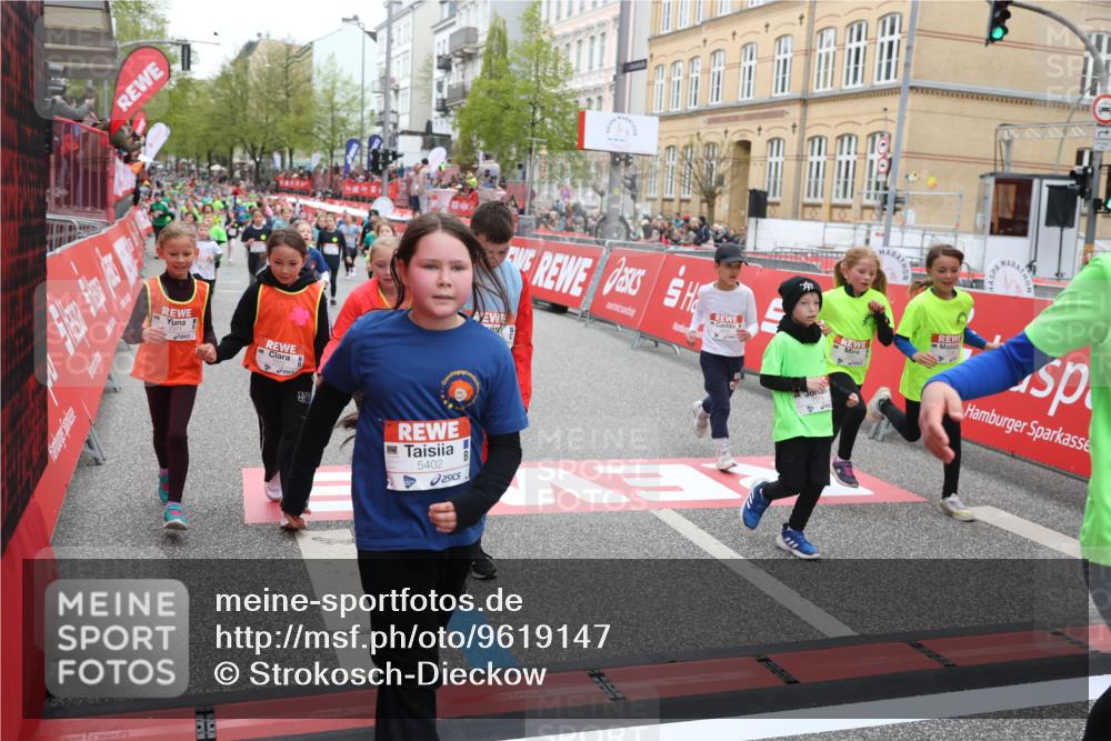 25.04.2026 - Das Zehntel Strokosch-Dieckow http://msf.ph/oto/9619147 25.04.2026 11:00:44 Ziel 5240, 5245, 5248, 5343, 5352, 5402, 5429, 5635, 5836, 5960, 6438, 6643, 6654, 6945, 7057, 7066, 7067, 7078, 7112, 7235, 7241, 7330, 7361, 7371, 7372, 7384, 7465, 7479, 7644, 7825 meine-sportfotos.de