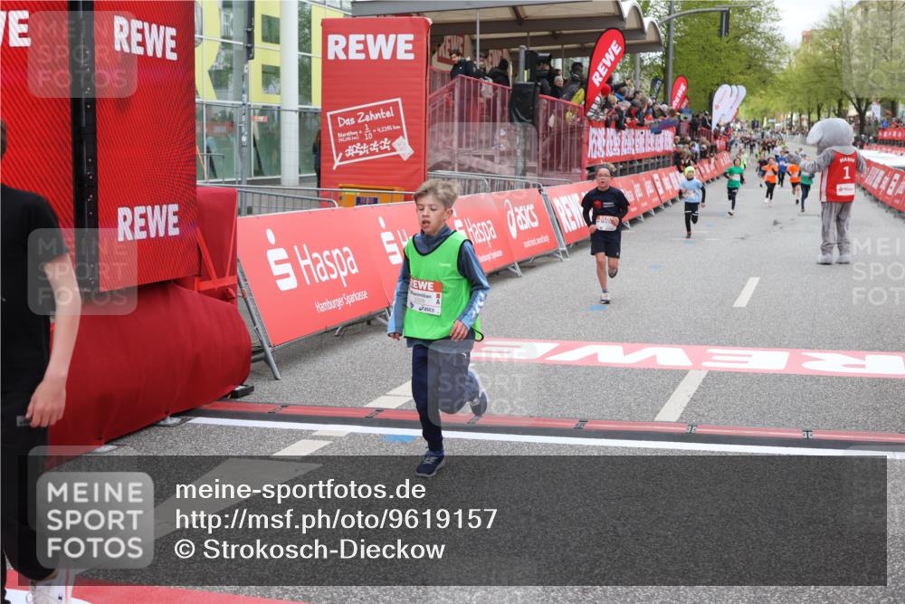 25.04.2026 - Das Zehntel Strokosch-Dieckow http://msf.ph/oto/9619157 25.04.2026 08:49:18 Ziel 1788, 1794, 1858, 2777, 3328, 3672 meine-sportfotos.de