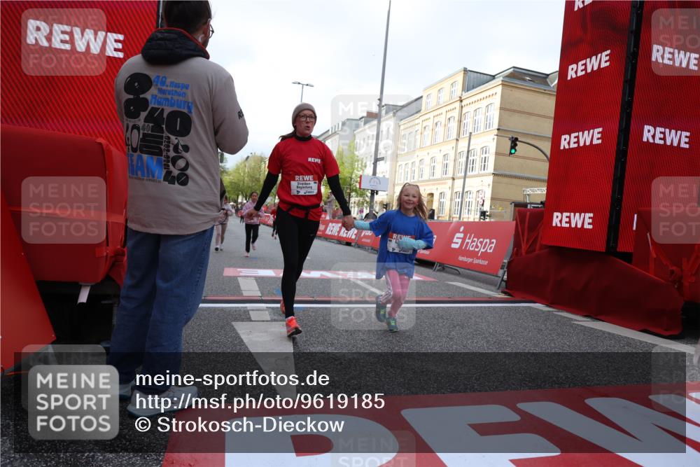 25.04.2026 - Das Zehntel Strokosch-Dieckow http://msf.ph/oto/9619185 25.04.2026 09:12:30 Ziel 2080, 2667, 2678 meine-sportfotos.de