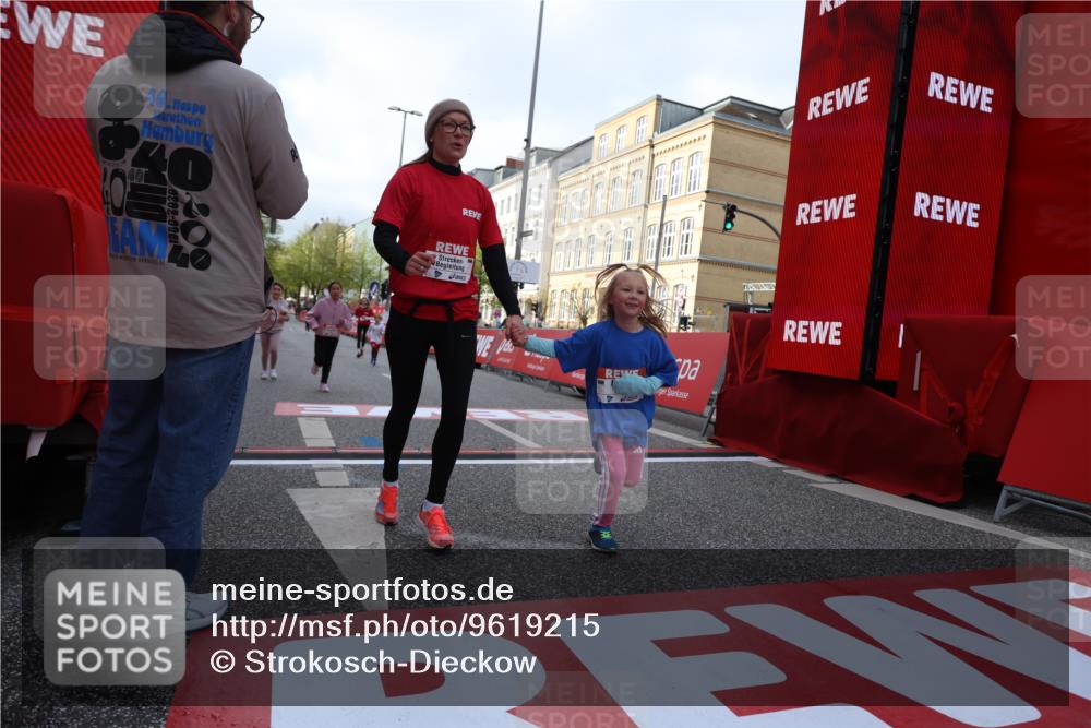 25.04.2026 - Das Zehntel Strokosch-Dieckow http://msf.ph/oto/9619215 25.04.2026 09:12:30 Ziel 2080, 2667, 2678 meine-sportfotos.de