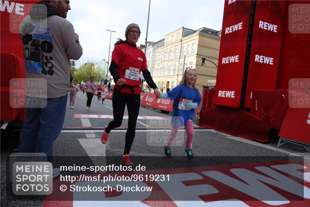25.04.2026 - Das Zehntel Strokosch-Dieckow http://msf.ph/oto/9619231 25.04.2026 09:12:30 Ziel 2080, 2667, 2678 meine-sportfotos.de