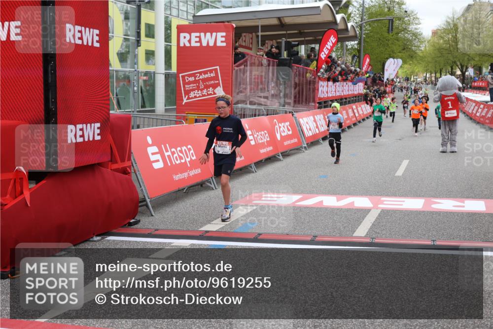 25.04.2026 - Das Zehntel Strokosch-Dieckow http://msf.ph/oto/9619255 25.04.2026 08:49:20 Ziel 1194, 1858, 3328, 3672 meine-sportfotos.de