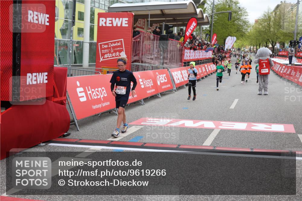 25.04.2026 - Das Zehntel Strokosch-Dieckow http://msf.ph/oto/9619266 25.04.2026 08:49:20 Ziel 1194, 1858, 3328, 3672 meine-sportfotos.de