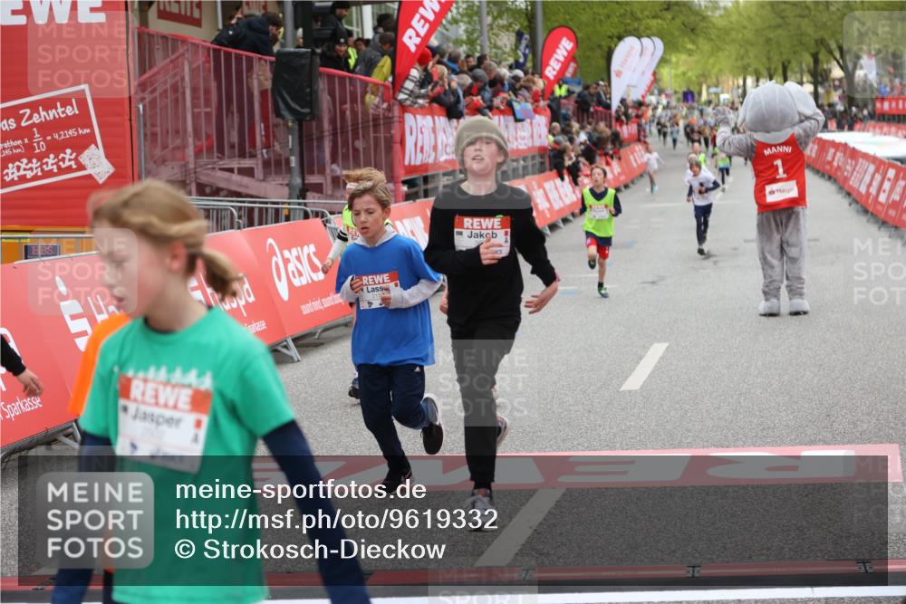 25.04.2026 - Das Zehntel Strokosch-Dieckow http://msf.ph/oto/9619332 25.04.2026 08:49:27 Ziel 1194, 1727, 2153, 2502, 3043, 3223, 3238, 3602, 3608, 3670 meine-sportfotos.de