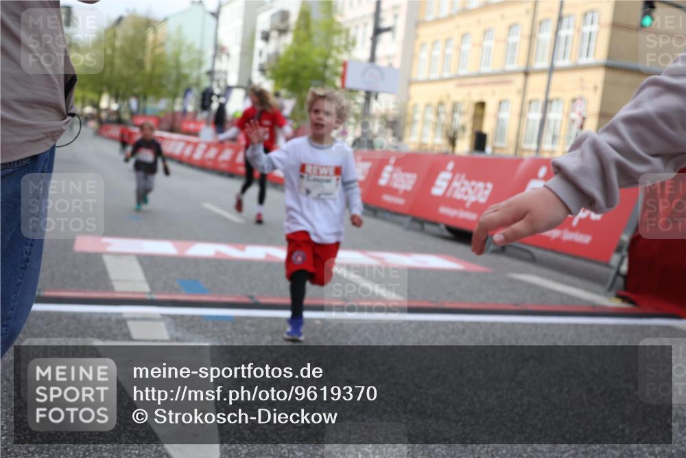 25.04.2026 - Das Zehntel Strokosch-Dieckow http://msf.ph/oto/9619370 25.04.2026 09:12:34 Ziel 2080, 2667, 2678, 2845, 3270, 3879 meine-sportfotos.de