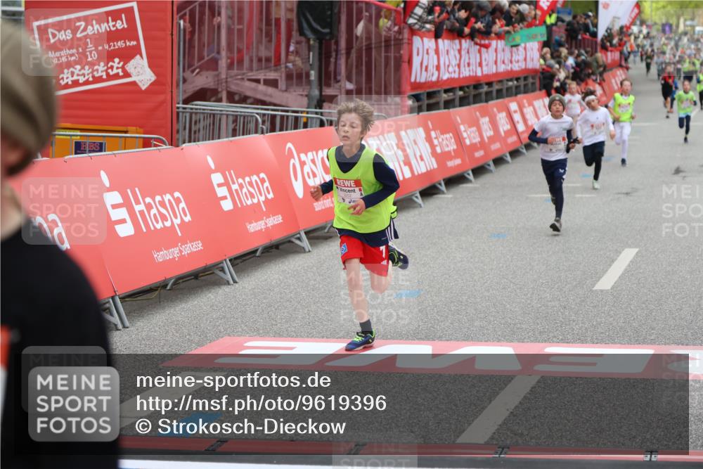 25.04.2026 - Das Zehntel Strokosch-Dieckow http://msf.ph/oto/9619396 25.04.2026 08:49:30 Ziel 1727, 2153, 2502, 3043, 3223, 3238, 3252, 3602, 3608, 3670 meine-sportfotos.de