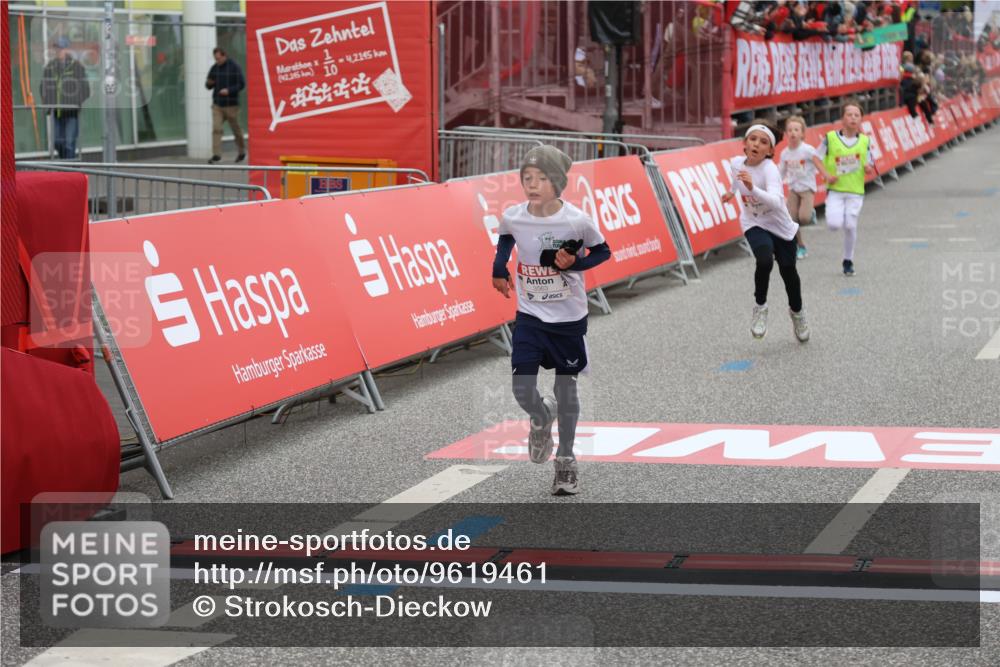 25.04.2026 - Das Zehntel Strokosch-Dieckow http://msf.ph/oto/9619461 25.04.2026 08:49:33 Ziel 2153, 3043, 3223, 3238, 3252, 3551, 3563, 3670 meine-sportfotos.de