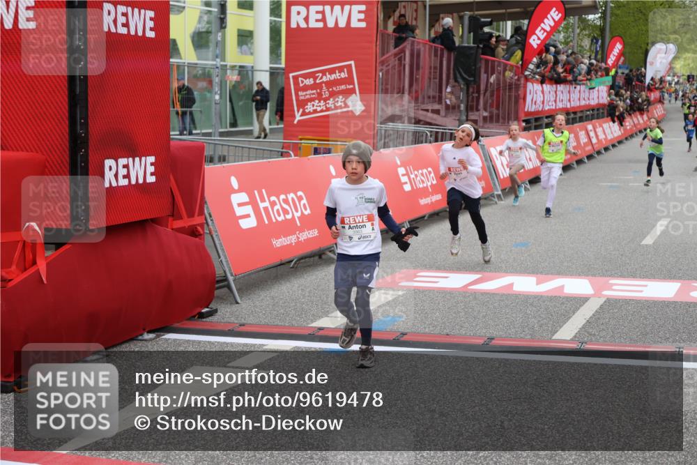 25.04.2026 - Das Zehntel Strokosch-Dieckow http://msf.ph/oto/9619478 25.04.2026 08:49:34 Ziel 2153, 3043, 3238, 3252, 3551, 3563 meine-sportfotos.de