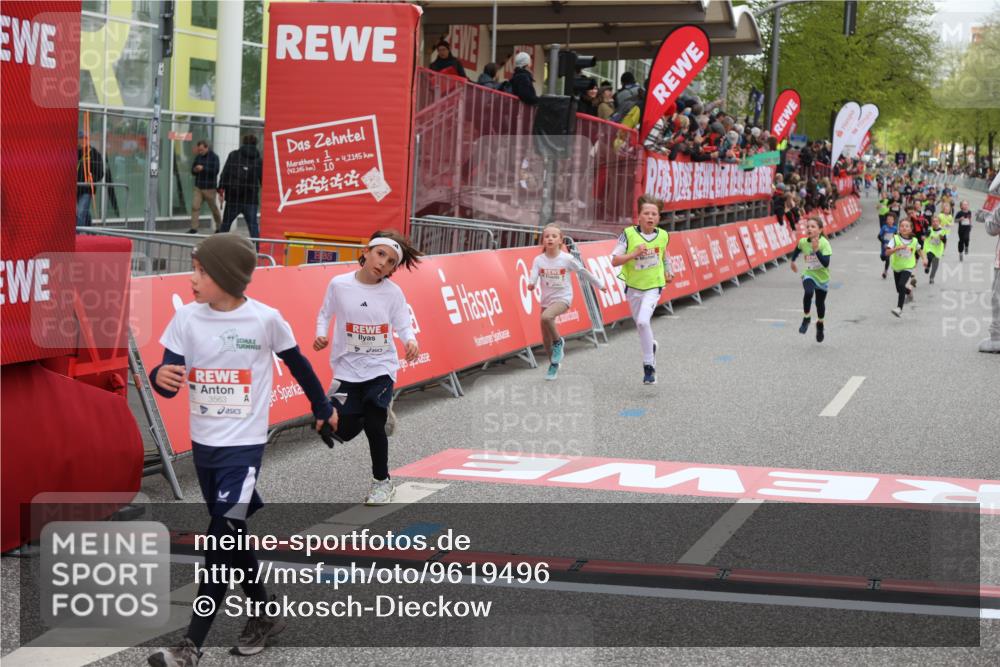 25.04.2026 - Das Zehntel Strokosch-Dieckow http://msf.ph/oto/9619496 25.04.2026 08:49:35 Ziel 3043, 3238, 3252, 3551, 3563 meine-sportfotos.de