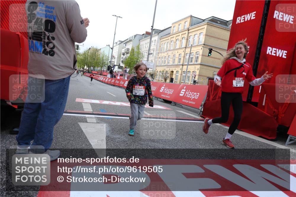 25.04.2026 - Das Zehntel Strokosch-Dieckow http://msf.ph/oto/9619505 25.04.2026 09:12:37 Ziel 2667, 2678, 2845, 3270, 3879 meine-sportfotos.de