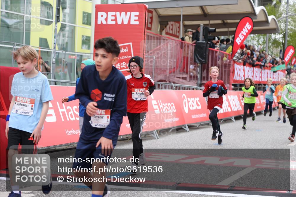 25.04.2026 - Das Zehntel Strokosch-Dieckow http://msf.ph/oto/9619536 25.04.2026 08:50:05 Ziel 1023, 1026, 1208, 1312, 1408, 1870, 2339, 3588, 3598, 3599, 4007, 4010 meine-sportfotos.de
