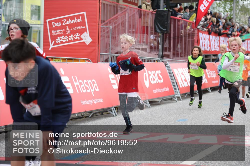 25.04.2026 - Das Zehntel Strokosch-Dieckow http://msf.ph/oto/9619552 25.04.2026 08:50:05 Ziel 1023, 1026, 1208, 1312, 1408, 1870, 2339, 3588, 3598, 3599, 4007, 4010 meine-sportfotos.de