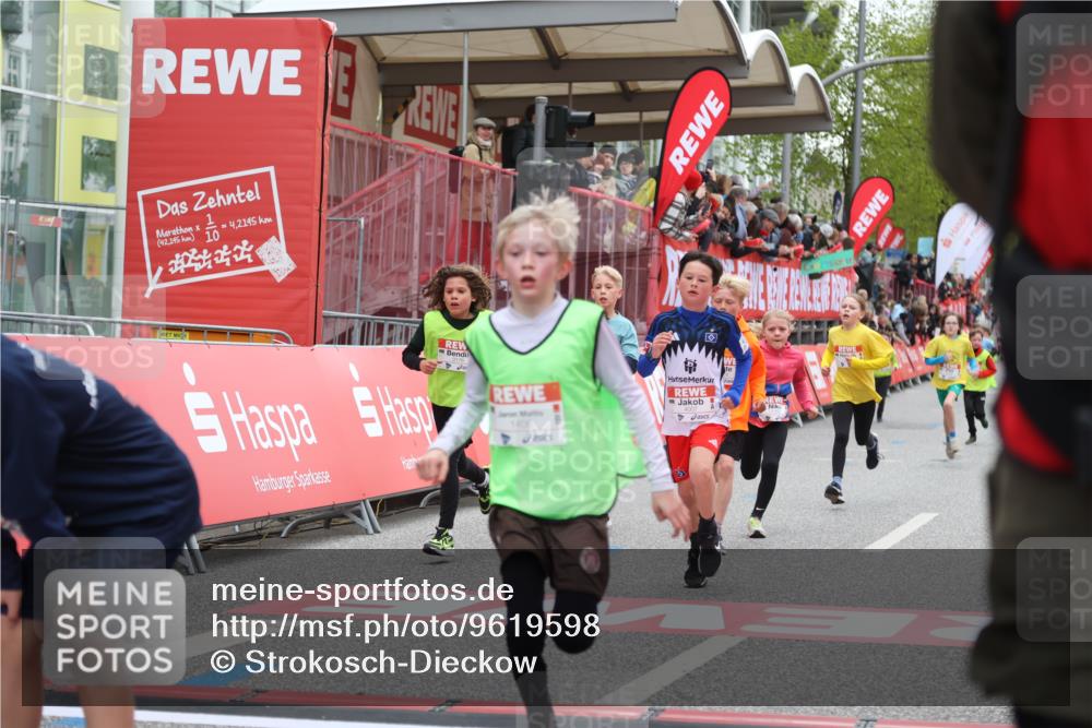 25.04.2026 - Das Zehntel Strokosch-Dieckow http://msf.ph/oto/9619598 25.04.2026 08:50:07 Ziel 1023, 1026, 1153, 1208, 1312, 1408, 1870, 2172, 2176, 2811, 3176, 4007, 4010 meine-sportfotos.de