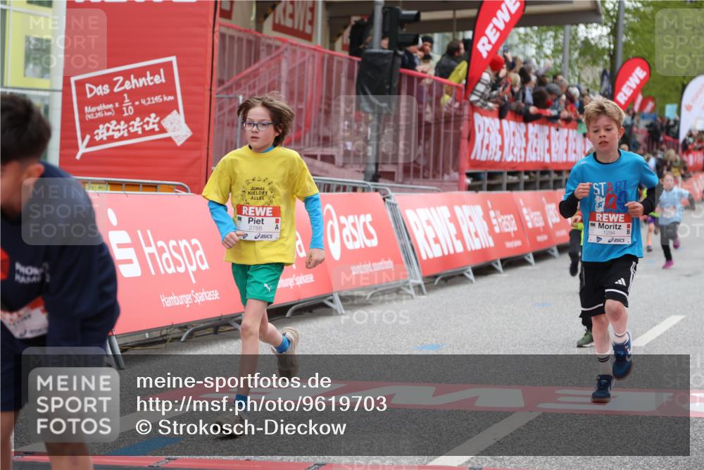 25.04.2026 - Das Zehntel Strokosch-Dieckow http://msf.ph/oto/9619703 25.04.2026 08:50:10 Ziel 1023, 1026, 1153, 1294, 1408, 1870, 2172, 2176, 2788, 2811, 3176, 4007, 4010 meine-sportfotos.de