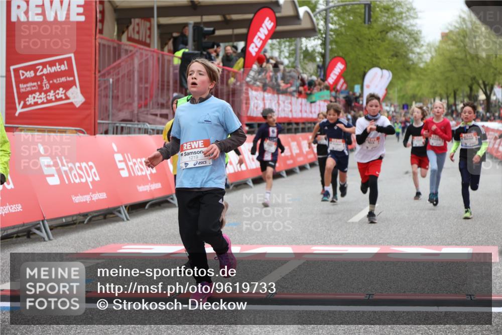 25.04.2026 - Das Zehntel Strokosch-Dieckow http://msf.ph/oto/9619733 25.04.2026 08:50:15 Ziel 1151, 1219, 1277, 1294, 1470, 1795, 2062, 2175, 2782, 2788, 2811, 2910, 3169, 3185, 4050 meine-sportfotos.de