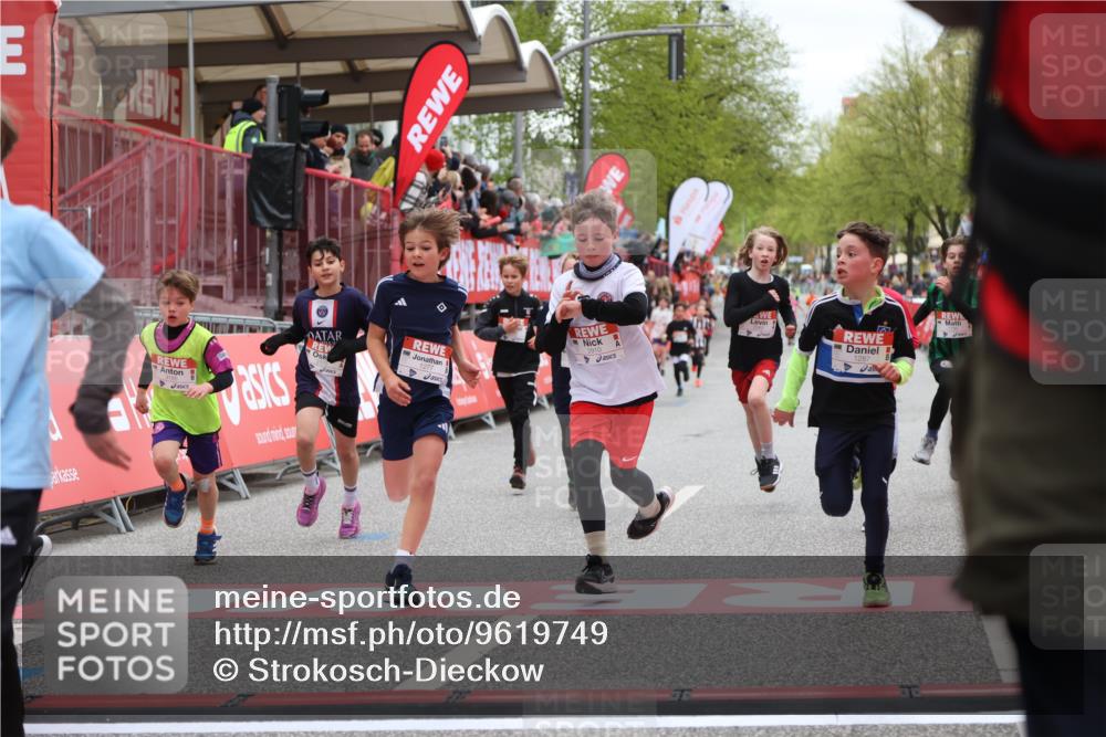 25.04.2026 - Das Zehntel Strokosch-Dieckow http://msf.ph/oto/9619749 25.04.2026 08:50:16 Ziel 1151, 1219, 1277, 1294, 1470, 1795, 1856, 2062, 2168, 2175, 2782, 2788, 2910, 3169, 3185, 4050 meine-sportfotos.de