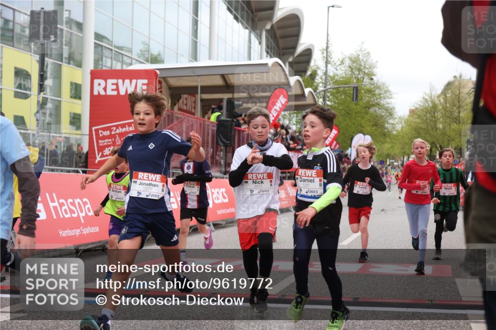 25.04.2026 - Das Zehntel Strokosch-Dieckow http://msf.ph/oto/9619772 25.04.2026 08:50:17 Ziel 1151, 1219, 1277, 1294, 1470, 1795, 1856, 2062, 2168, 2175, 2782, 2788, 2910, 3169, 3185, 4050 meine-sportfotos.de