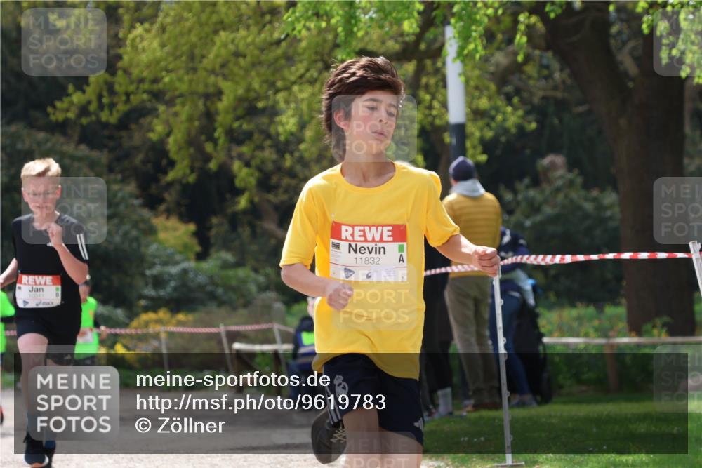 25.04.2026 - Das Zehntel Zöllner http://msf.ph/oto/9619783 25.04.2026 11:38:34 Laufen 10011, 11832 meine-sportfotos.de
