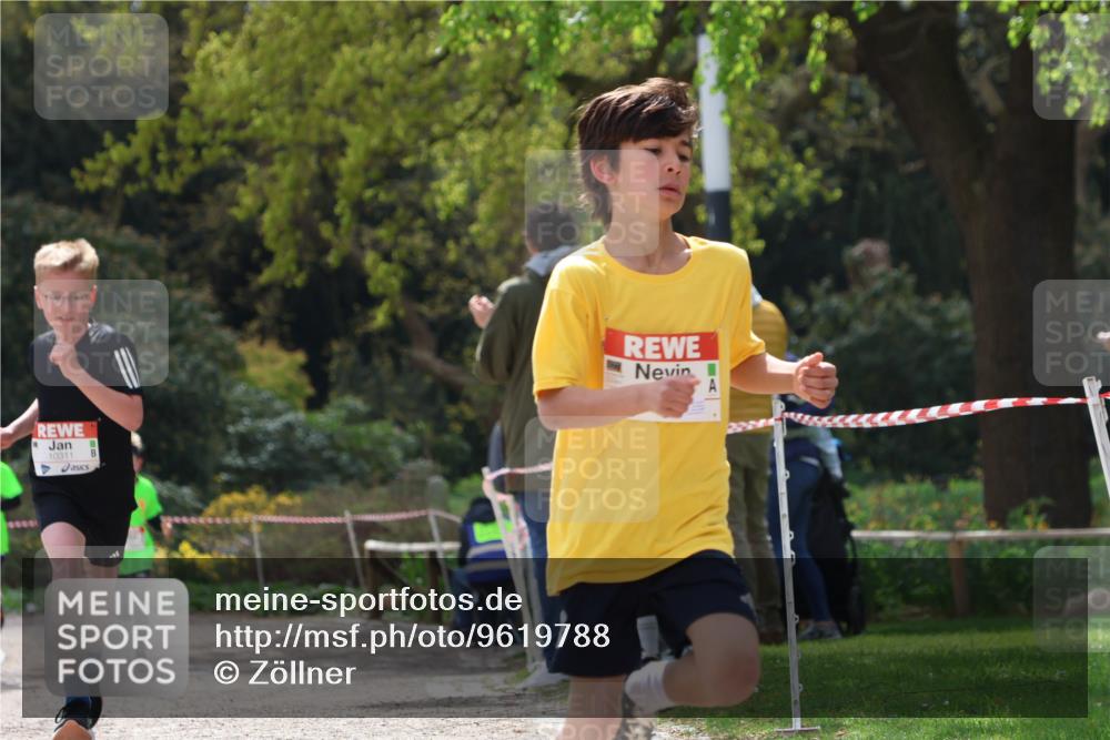 25.04.2026 - Das Zehntel Zöllner http://msf.ph/oto/9619788 25.04.2026 11:38:34 Laufen 10311, 0000 meine-sportfotos.de