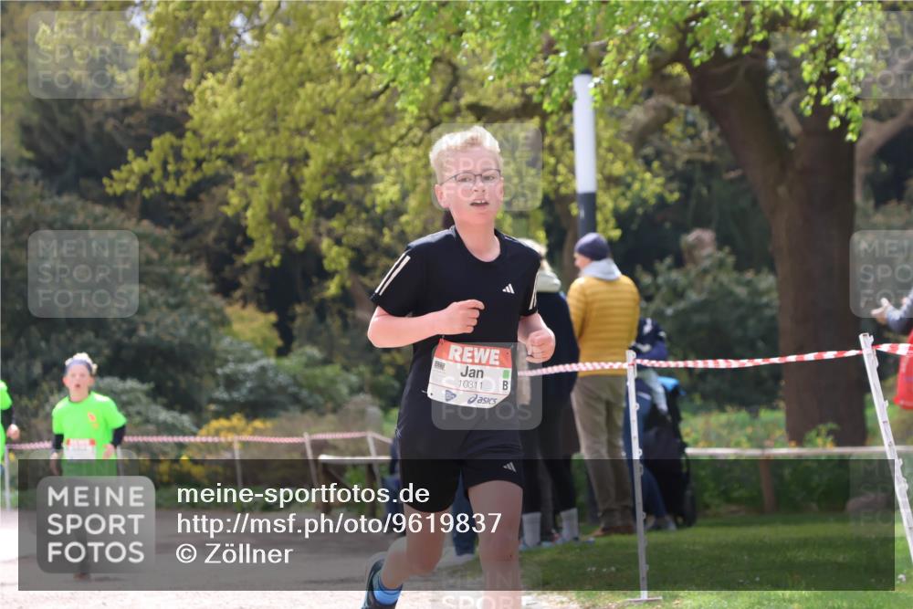 25.04.2026 - Das Zehntel Zöllner http://msf.ph/oto/9619837 25.04.2026 11:38:36 Laufen 10311 meine-sportfotos.de