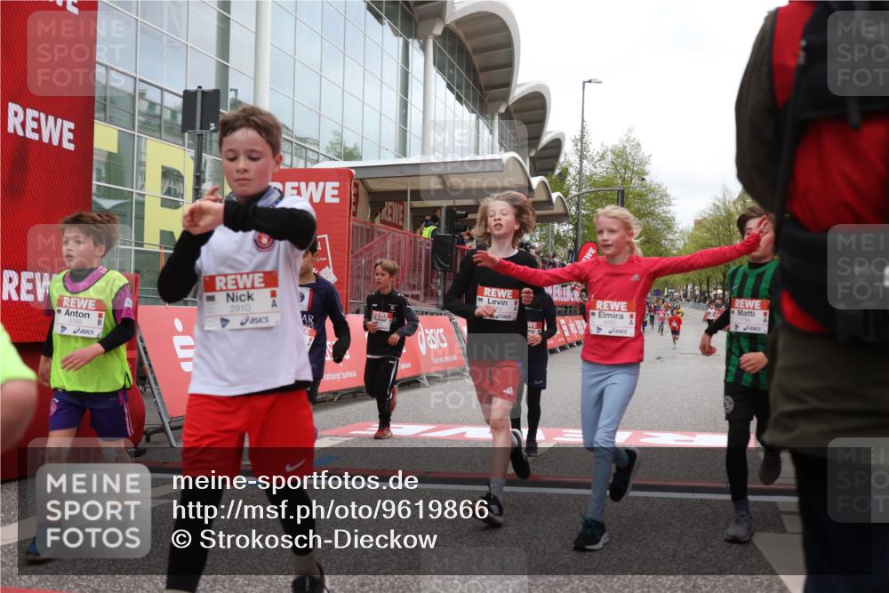 25.04.2026 - Das Zehntel Strokosch-Dieckow http://msf.ph/oto/9619866 25.04.2026 08:50:18 Ziel 1151, 1219, 1277, 1470, 1795, 1856, 2062, 2168, 2175, 2782, 2910, 3169, 3185, 4050 meine-sportfotos.de