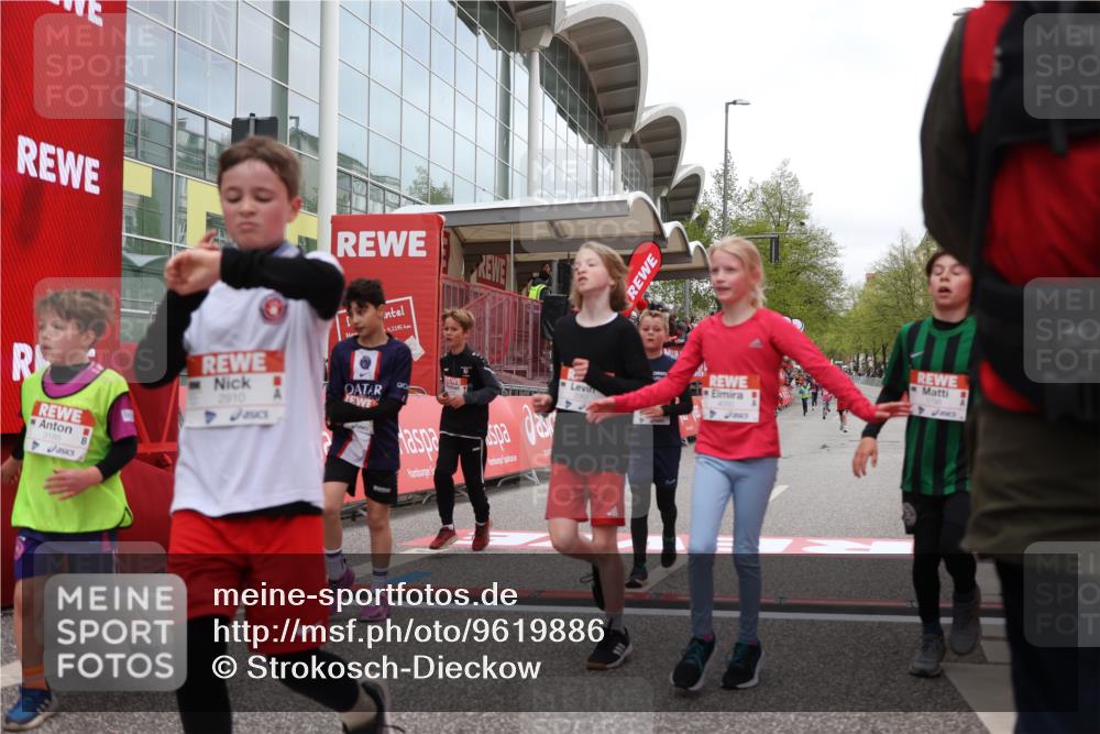 25.04.2026 - Das Zehntel Strokosch-Dieckow http://msf.ph/oto/9619886 25.04.2026 08:50:18 Ziel 1151, 1219, 1277, 1470, 1795, 1856, 2062, 2168, 2175, 2782, 2910, 3169, 3185, 4050 meine-sportfotos.de