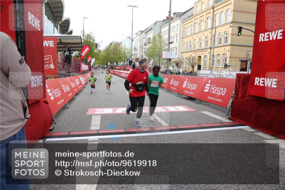 25.04.2026 - Das Zehntel Strokosch-Dieckow http://msf.ph/oto/9619918 25.04.2026 09:13:22 Ziel 1405, 1434, 2394 meine-sportfotos.de