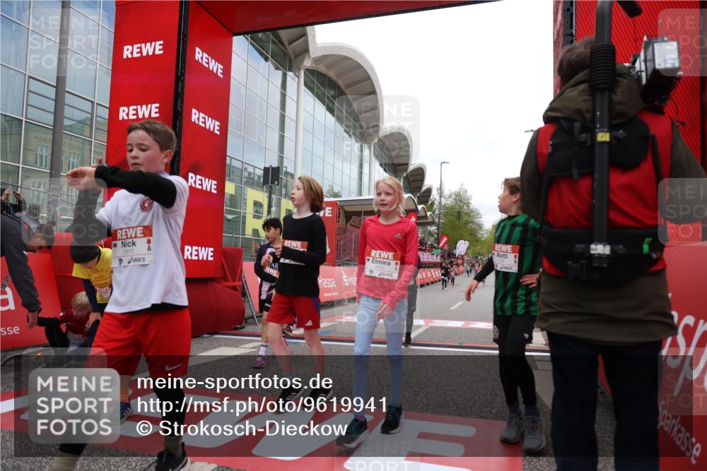 25.04.2026 - Das Zehntel Strokosch-Dieckow http://msf.ph/oto/9619941 25.04.2026 08:50:19 Ziel 1151, 1219, 1277, 1287, 1470, 1795, 1856, 2062, 2168, 2175, 2782, 2910, 3169, 3185, 4050 meine-sportfotos.de