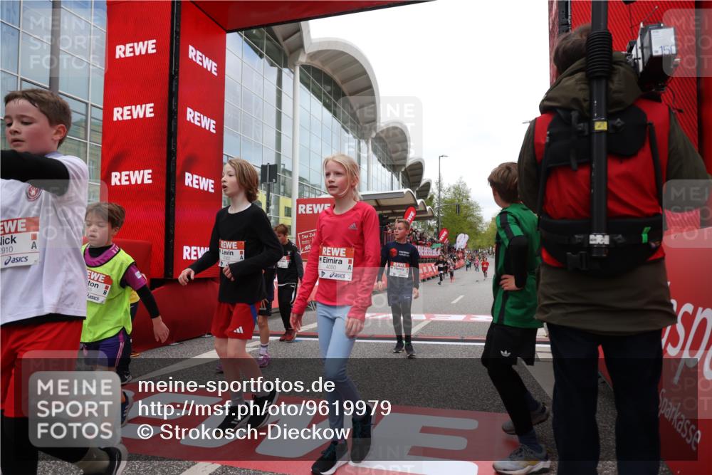 25.04.2026 - Das Zehntel Strokosch-Dieckow http://msf.ph/oto/9619979 25.04.2026 08:50:19 Ziel 1151, 1219, 1277, 1287, 1470, 1795, 1856, 2062, 2168, 2175, 2782, 2910, 3169, 3185, 4050 meine-sportfotos.de