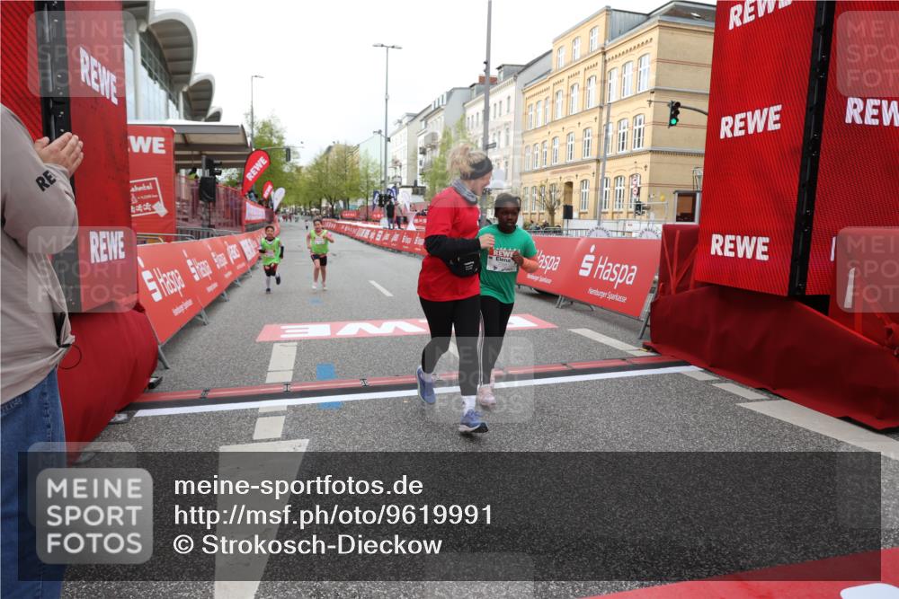 25.04.2026 - Das Zehntel Strokosch-Dieckow http://msf.ph/oto/9619991 25.04.2026 09:13:22 Ziel 1405, 1434, 2394 meine-sportfotos.de