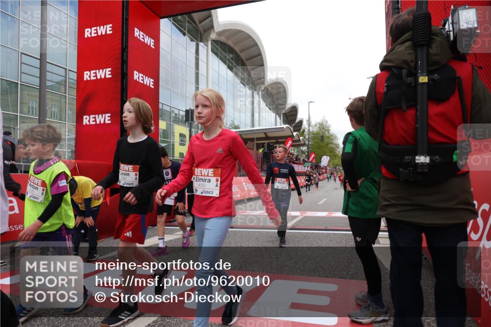 25.04.2026 - Das Zehntel Strokosch-Dieckow http://msf.ph/oto/9620010 25.04.2026 08:50:19 Ziel 1151, 1219, 1277, 1287, 1470, 1795, 1856, 2062, 2168, 2175, 2782, 2910, 3169, 3185, 4050 meine-sportfotos.de