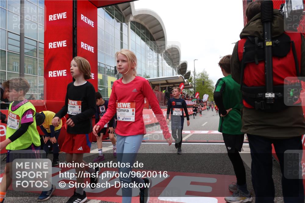 25.04.2026 - Das Zehntel Strokosch-Dieckow http://msf.ph/oto/9620016 25.04.2026 08:50:19 Ziel 1151, 1219, 1277, 1287, 1470, 1795, 1856, 2062, 2168, 2175, 2782, 2910, 3169, 3185, 4050 meine-sportfotos.de