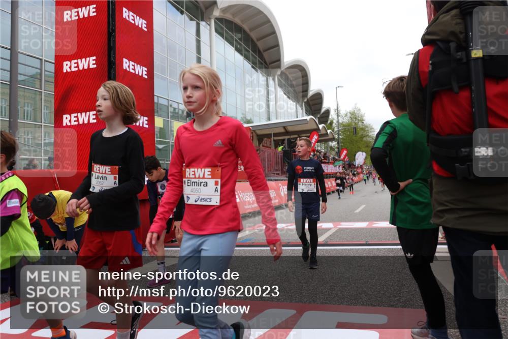25.04.2026 - Das Zehntel Strokosch-Dieckow http://msf.ph/oto/9620023 25.04.2026 08:50:19 Ziel 1151, 1219, 1277, 1287, 1470, 1795, 1856, 2062, 2168, 2175, 2782, 2910, 3169, 3185, 4050 meine-sportfotos.de