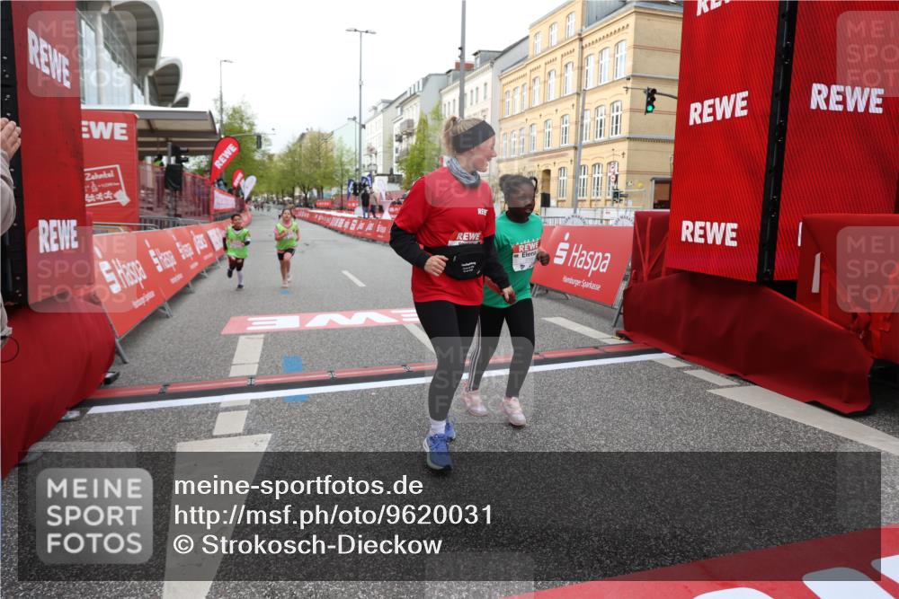25.04.2026 - Das Zehntel Strokosch-Dieckow http://msf.ph/oto/9620031 25.04.2026 09:13:23 Ziel 1405, 1434, 2394 meine-sportfotos.de