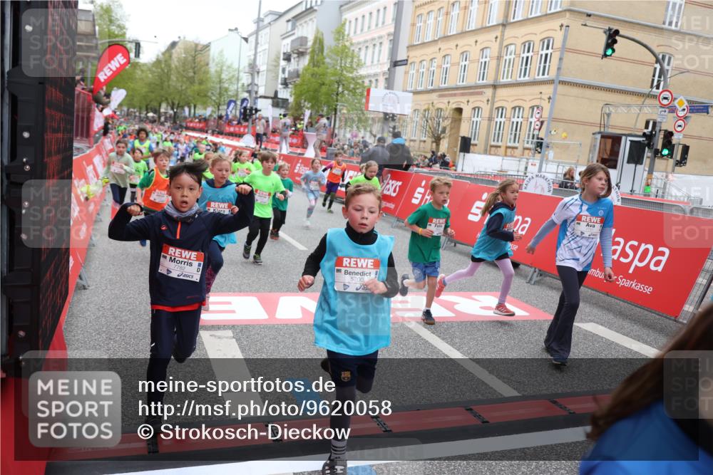 25.04.2026 - Das Zehntel Strokosch-Dieckow http://msf.ph/oto/9620058 25.04.2026 11:00:30 Ziel 5033, 5040, 5198, 5219, 5271, 5286, 5527, 5700, 5715, 5722, 5768, 5918, 6255, 6296, 6337, 6395, 6465, 6473, 6963, 7012, 7013, 7059, 7094, 7124, 7370, 7692, 7751, 7767, 7782, 7812, 7826, 7834, 7844 meine-sportfotos.de