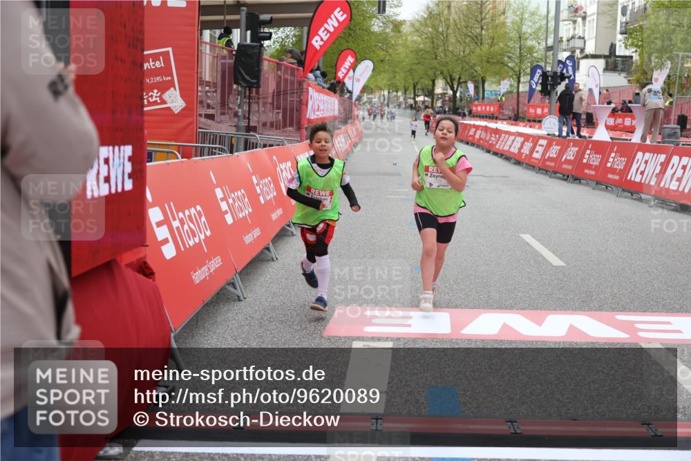 25.04.2026 - Das Zehntel Strokosch-Dieckow http://msf.ph/oto/9620089 25.04.2026 09:13:24 Ziel 1405, 1434, 2394 meine-sportfotos.de