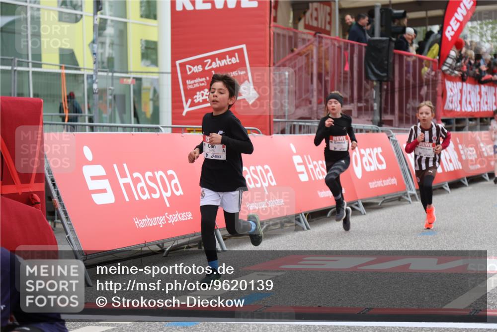 25.04.2026 - Das Zehntel Strokosch-Dieckow http://msf.ph/oto/9620139 25.04.2026 08:50:23 Ziel 1287, 1465, 1795, 1856, 2062, 2168, 2175, 3185, 4039, 4050, 4055 meine-sportfotos.de