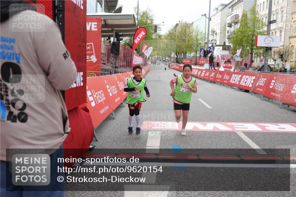 25.04.2026 - Das Zehntel Strokosch-Dieckow http://msf.ph/oto/9620154 25.04.2026 09:13:24 Ziel 1405, 1434, 2394 meine-sportfotos.de