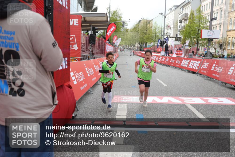 25.04.2026 - Das Zehntel Strokosch-Dieckow http://msf.ph/oto/9620162 25.04.2026 09:13:24 Ziel 1405, 1434, 2394 meine-sportfotos.de