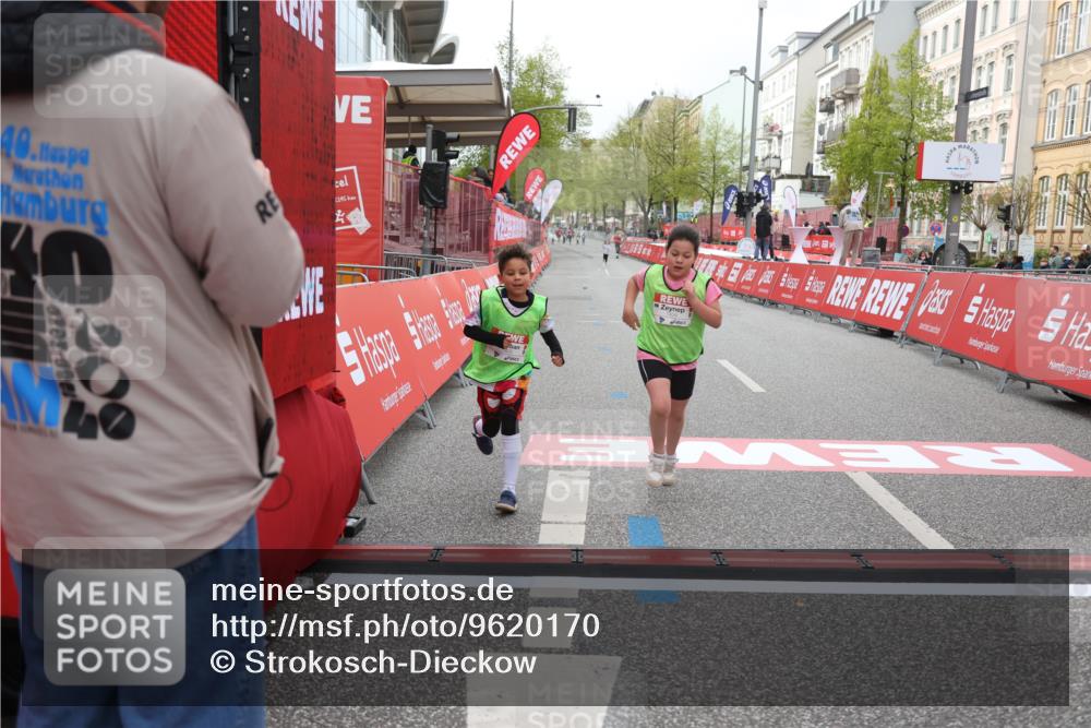 25.04.2026 - Das Zehntel Strokosch-Dieckow http://msf.ph/oto/9620170 25.04.2026 09:13:24 Ziel 1405, 1434, 2394 meine-sportfotos.de