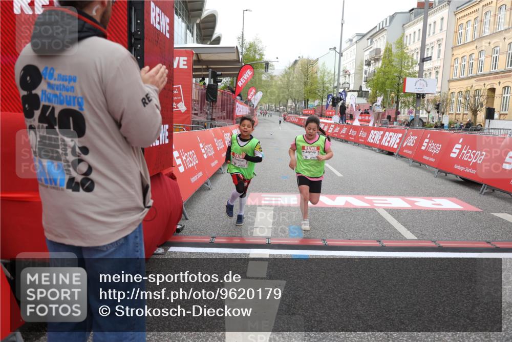 25.04.2026 - Das Zehntel Strokosch-Dieckow http://msf.ph/oto/9620179 25.04.2026 09:13:24 Ziel 1405, 1434, 2394 meine-sportfotos.de