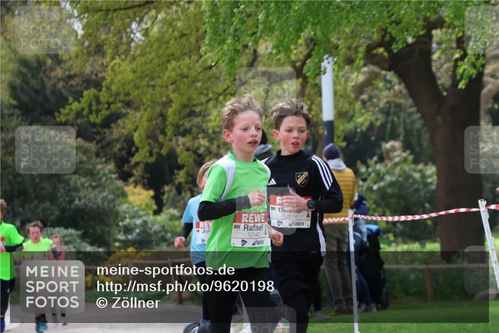 25.04.2026 - Das Zehntel Zöllner http://msf.ph/oto/9620198 25.04.2026 11:38:47 Laufen 12140, 12874, 1956 meine-sportfotos.de
