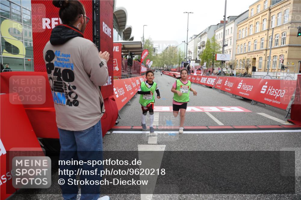 25.04.2026 - Das Zehntel Strokosch-Dieckow http://msf.ph/oto/9620218 25.04.2026 09:13:25 Ziel 1405, 1434, 2394 meine-sportfotos.de