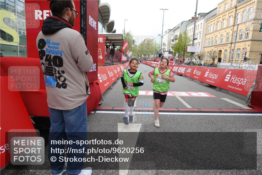 25.04.2026 - Das Zehntel Strokosch-Dieckow http://msf.ph/oto/9620256 25.04.2026 09:13:25 Ziel 1405, 1434, 2394 meine-sportfotos.de