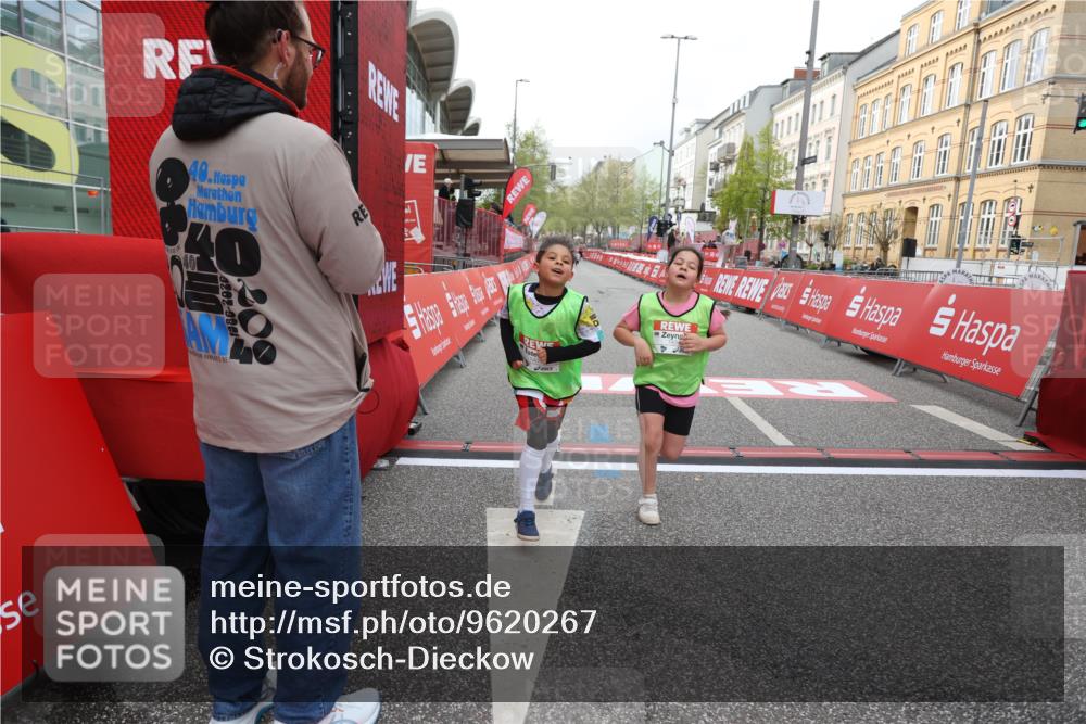 25.04.2026 - Das Zehntel Strokosch-Dieckow http://msf.ph/oto/9620267 25.04.2026 09:13:25 Ziel 1405, 1434, 2394 meine-sportfotos.de