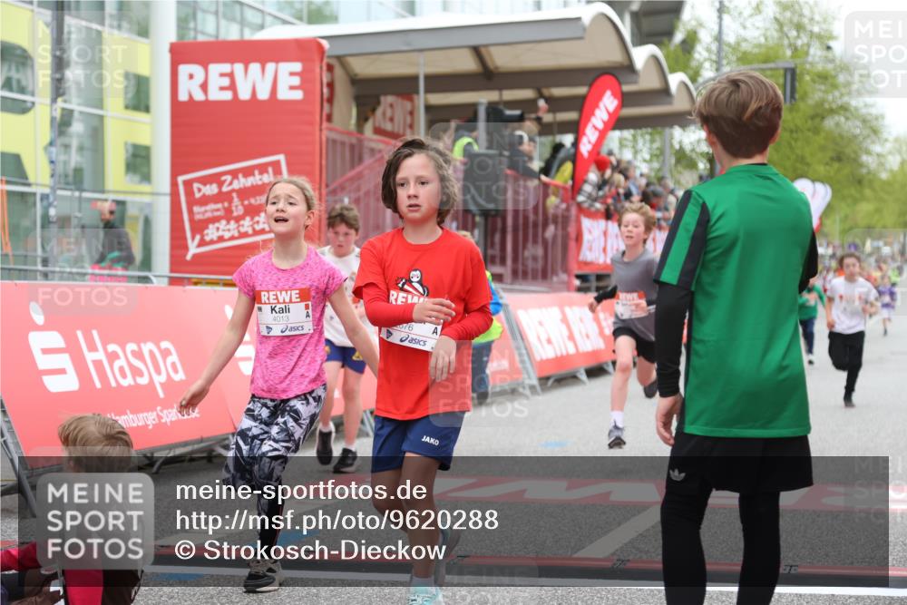 25.04.2026 - Das Zehntel Strokosch-Dieckow http://msf.ph/oto/9620288 25.04.2026 08:50:28 Ziel 1296, 1465, 1791, 1792, 2676, 3204, 4013, 4039, 4055 meine-sportfotos.de